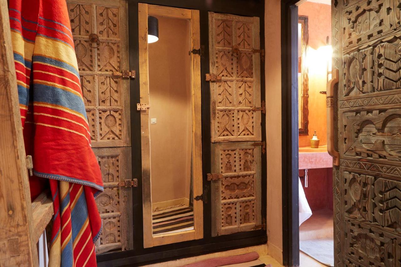Hotel Kasbah Flilou Ait Ougliff Esterno foto