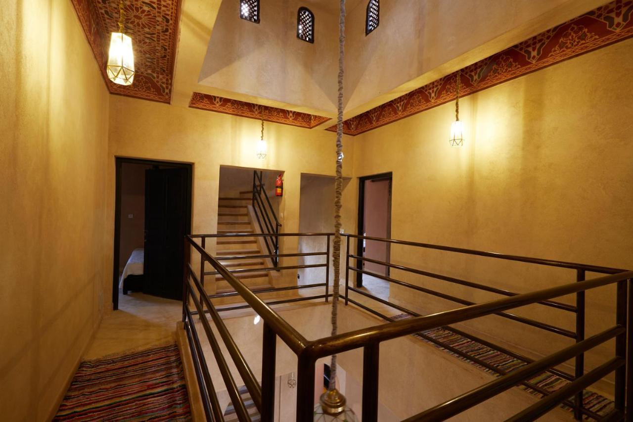 Hotel Kasbah Flilou Ait Ougliff Esterno foto