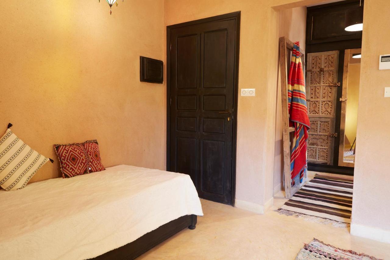 Hotel Kasbah Flilou Ait Ougliff Esterno foto